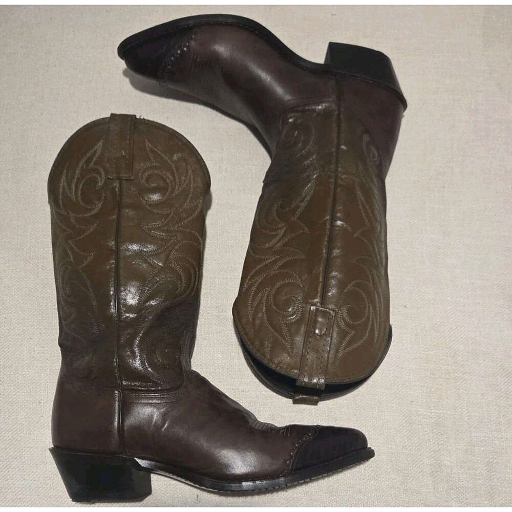 Vtg Acme Boots Mens 9.5 D Brown Leather Giddy Up Cowboy Rodeo‎ Embossed Wing Tip